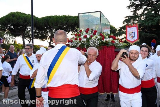 Viterbo - La traslazione del corpo incorrotto di Santa Rosa per le vie della città - Vincenzo Fiorillo 