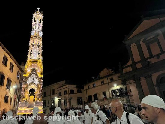 Viterbo - Santa Rosa - Dies Natalis a piazza Fontana Grande
