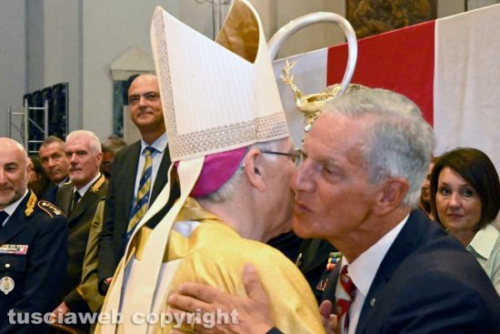 Santa Rosa - La messa solenne - Il vescovo Orazio Francesco Piazza con Massimo Mecarini