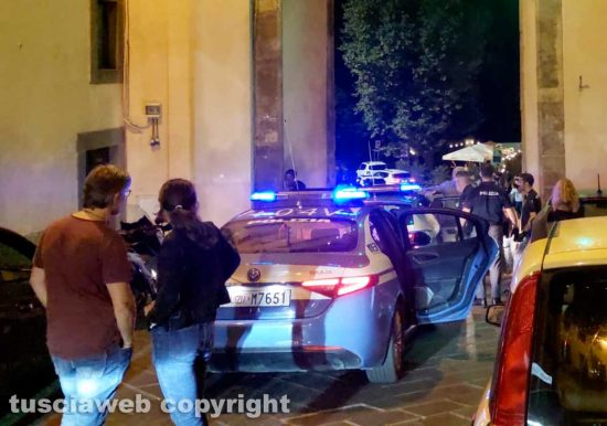 Nuovo blitz della polizia, cinque arresti in un b&b a Montefiascone