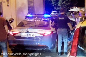 Nuovo blitz della polizia, cinque fermati in un b&b a Montefiascone