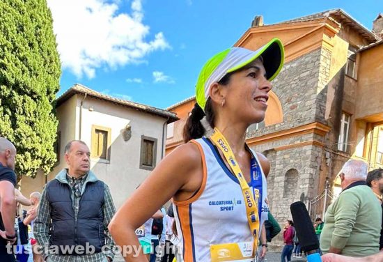 Viterbo - La prima Half Marathon - L'arrivo - Sara Pastore, la prima donna
