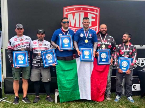 Sport - Pesca - Luca Bellomarini e Mattia Bizzarri dell'ars Lago di Vico