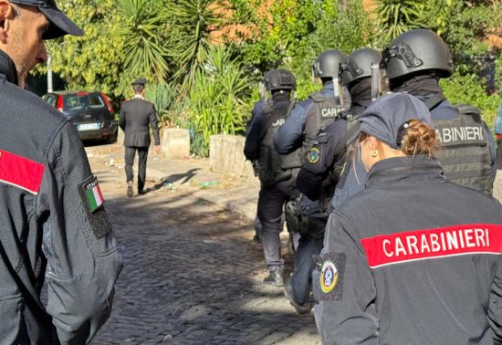 Roma - Quarticciolo - L'operazione antidroga dei carabinieri