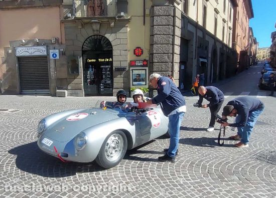 Viterbo - La Modena Cento ore attraversa il centro