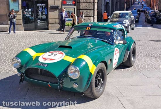 Viterbo - La Modena Cento ore attraversa il centro