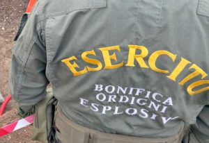 Esercito - Bonifica ordigni esplosivi - Foto di repertorio