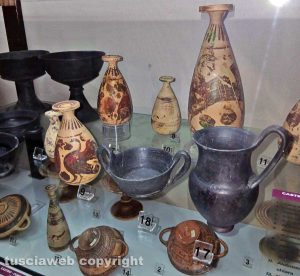 Cotredi funebri di Statonia al museo di Ischia di Castro