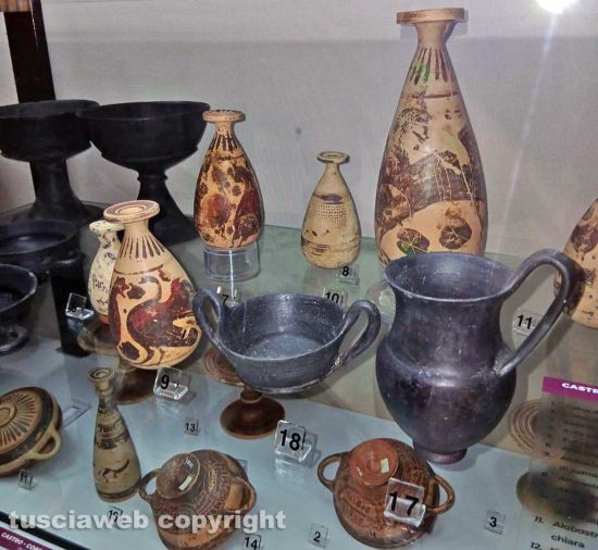 Cotredi funebri di Statonia al museo di Ischia di Castro
