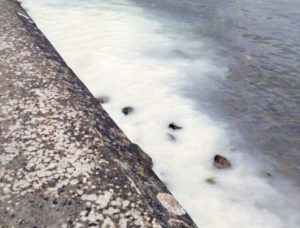 Sversamento al borgo dei Pescatori di Marta