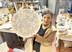 Viterbo - Daniela Lai nel suo laboratorio