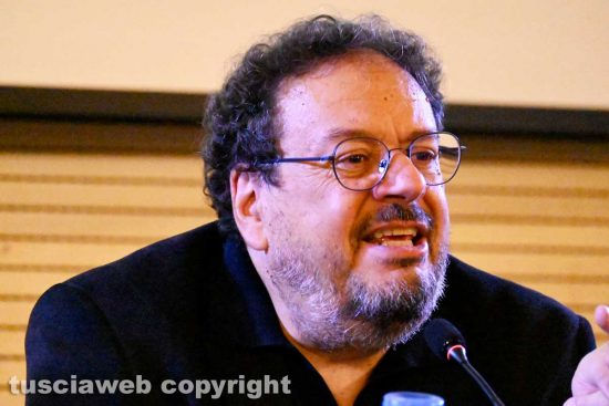 Viterbo - Il filosofo Gino Roncaglia ai Pirati della Bellezza