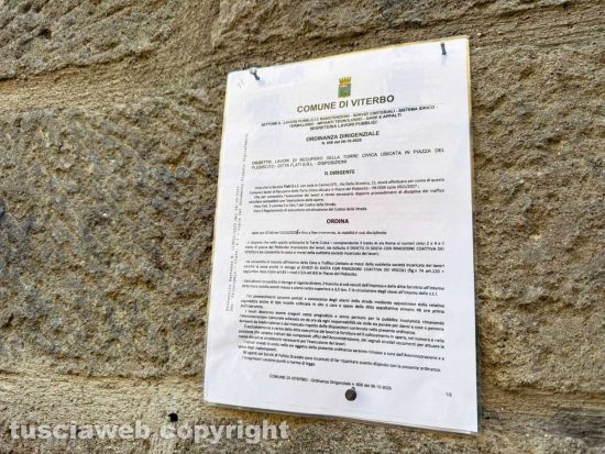 Viterbo - I lavori alla torre civica di piazza del Comune