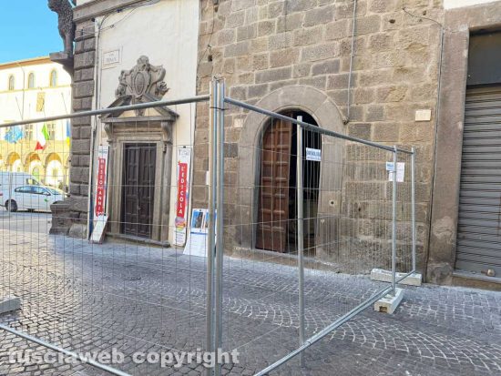 Viterbo - I lavori alla torre civica di piazza del Comune