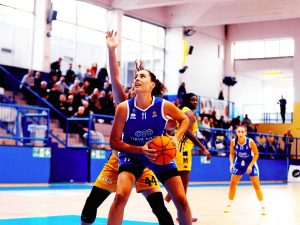 Adriana Cutrupi in azione contro Moncalieri