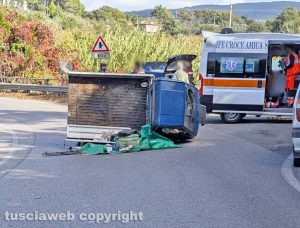 Vetralla - Scontro Apetto - auto sulla Cassia