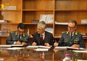 Roma - Guardia di finanza - Confisca patrimoniale - La firma del memorandum
