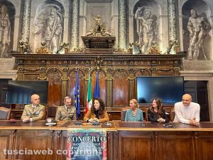 Giampiero Monti, Maurizio Taffuri, Chiara Frontini, Donatella Salvatori, Maria Serafini e Giancarlo Martinengo