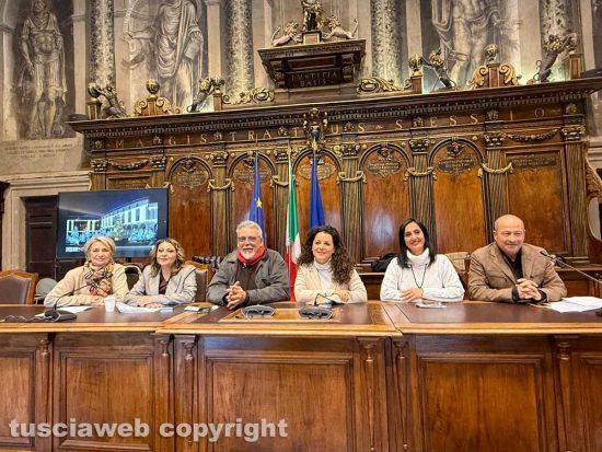 Viterbo - Natale - Maria Rita De Alexandris, Alessandra Pietrangeli, Alfonso Antoniozzi, Chiara Frontini, Katia Scardozzi e Marco Nunzi