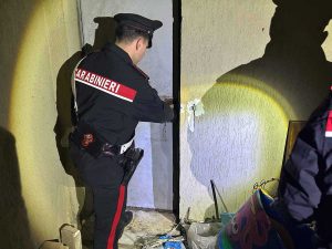 Ostia - Operazione dei carabinieri all'Idroscalo