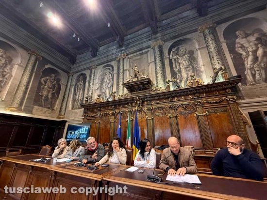 Viterbo - Natale - Maria Rita De Alexandris, Alessandra Pietrangeli, Alfonso Antoniozzi, Chiara Frontini, Katia Scardozzi, Marco Nunzi e Andrea Radanich