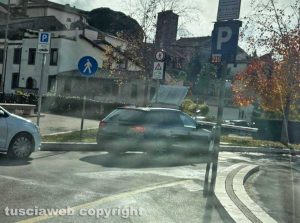 Parcheggio Sacrario - L'ingresso bloccato sabato mattina