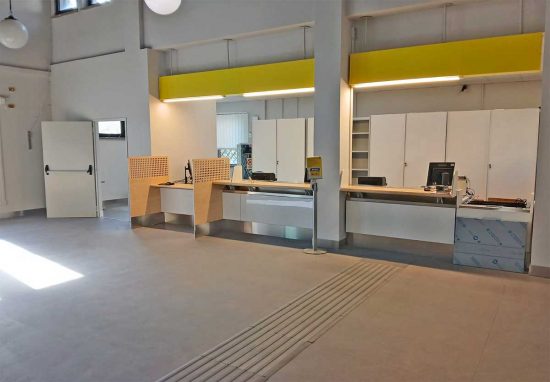 Viterbo - L'ufficio postale ristrutturato di Grotte di Castro
