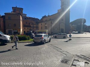 Viterbo - Rissa la Sacrario - Intervento di carabinieri, polizia locale e 118
