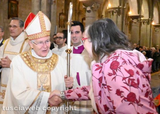 Celebrazione solenne nell’abbazia di San Martino al Cimino per gli ottocento anni dalla consacrazione - Il vescovo Orazio Francesco Piazza e la principessa Gesine Pogson Doria Pamphilj