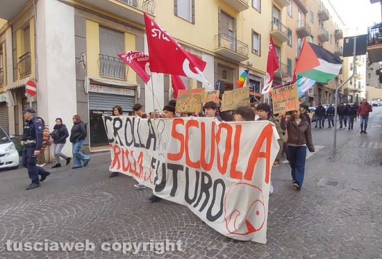 Viterbo - La protesta degli studenti