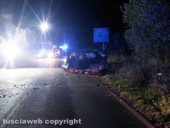 Frontale sulla Vetrallese, un morto e due feriti