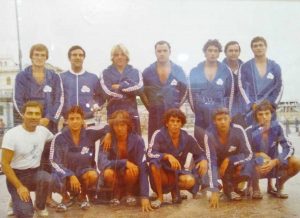 Civitavecchia - Ulrico Piaggio con la squadra di pallanuoto