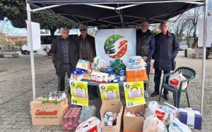 Montefiascone - La raccolta alimentare del Movimento socio politico