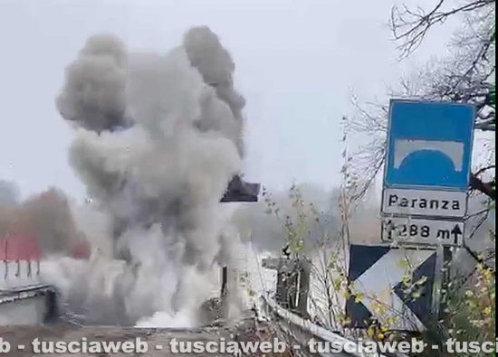 Orte - La demolizione del viadotto Paranza in diretta