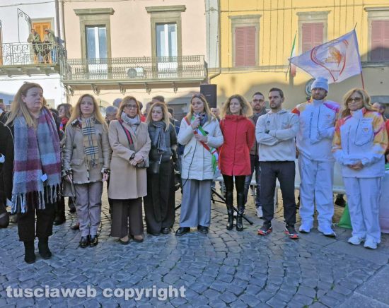 Montefiascone - Il passaggio della fiaccola olimpica - L'intervento della sindaca Giulia De Santis
