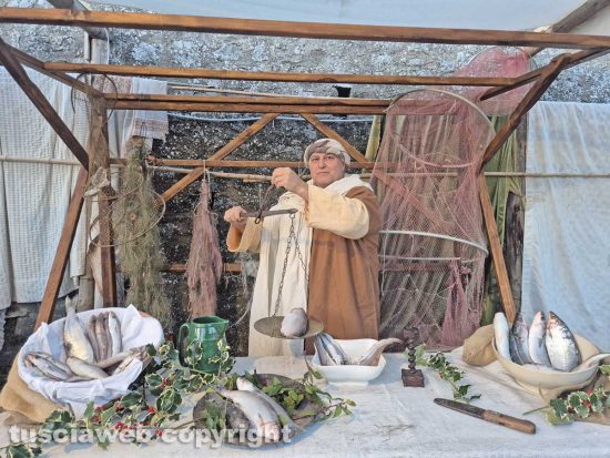 Montefiascone - Il presepe vivente nei giardini del palazzo vescovile