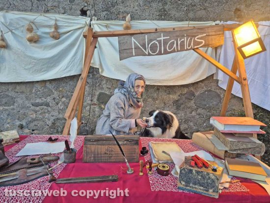 Montefiascone - Il presepe vivente nei giardini del palazzo vescovile