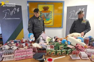 Rieti - Guardia di finanza - Sequestrati 30mila articolo non sicuri