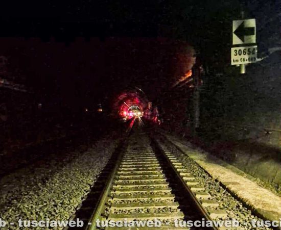 Guasto a un treno Italo nella galleria, soccorsi per 460 passeggeri