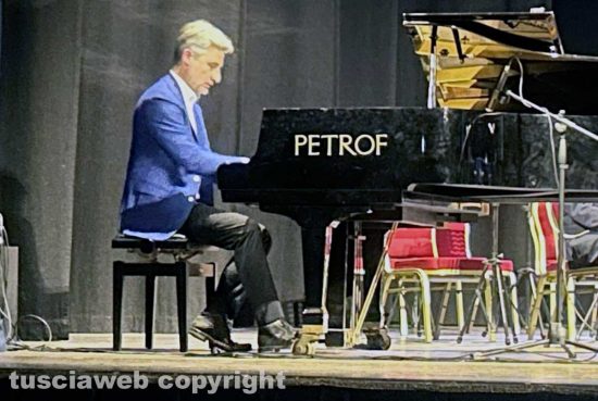 Tuscia in Jazz for Sla - Teatro Unione - Alessandro Bravo