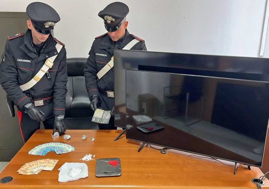 Santa Marinella - Carabinieri - Droga e refurtiva recuperate