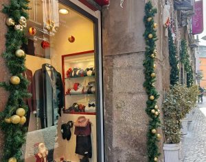 Viterbo - Le decorazioni dell'Associazione èvViva Via Saffi