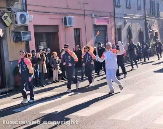 Il passaggio della fiamma olimpica a Montefiascone