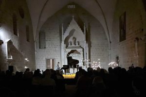 Capranica - La pianista Lucrezia Liberati in esibizione