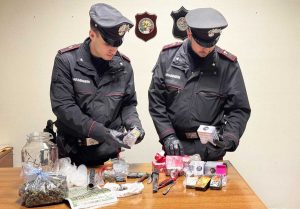 Acilia - La droga sequestrata il giorno di Natale