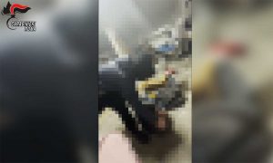 Roma - Carabinieri - Rinchiusi in un garage e torturati
