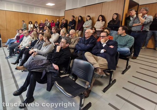 Natale 2025 - Aula 6 gremita di addetti ai lavori per il tradizionale scambio di auguri