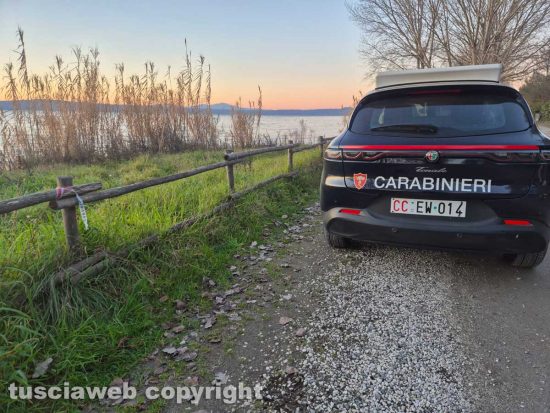 Montefiascone - Giovane trovato morto al lago
