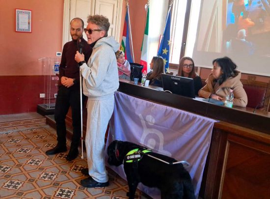 Ronciglione ottiene la bandiera Lilla - Giornata internazionale della disabilitàRonciglione ottiene la bandiera Lilla - Giornata internazionale della disabilità