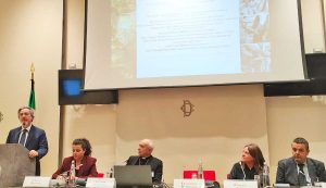 Battistoni alla presentazione di "Machines for Peace"